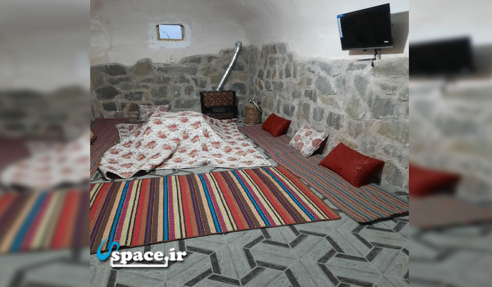 نمای داخلی اتاق دهکده گردشگری خشت های ماندگار - فردوس - روستای قدیم مهران کوشک
